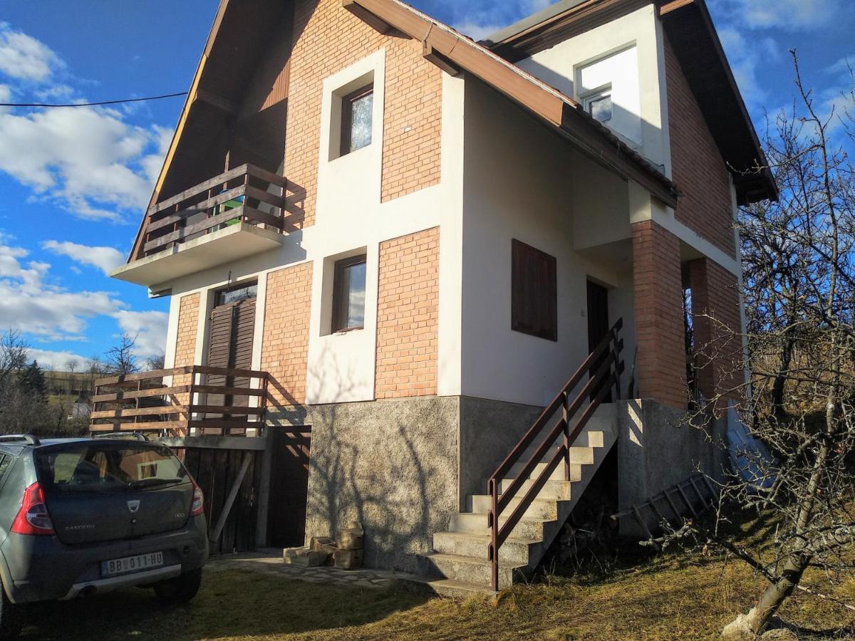 Srdica Kuca Villa Trnava  ภายนอก รูปภาพ