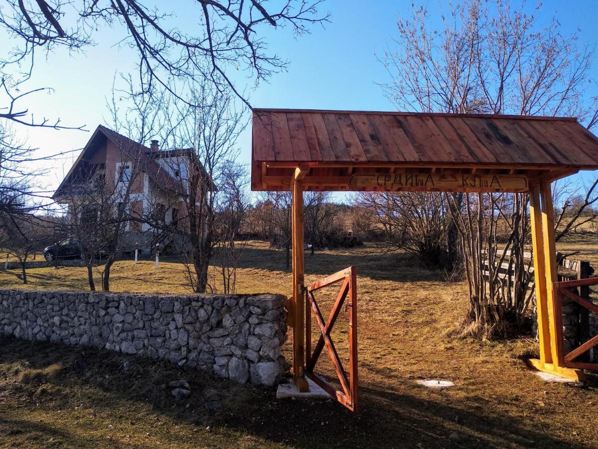 Srdica Kuca Villa Trnava  ภายนอก รูปภาพ