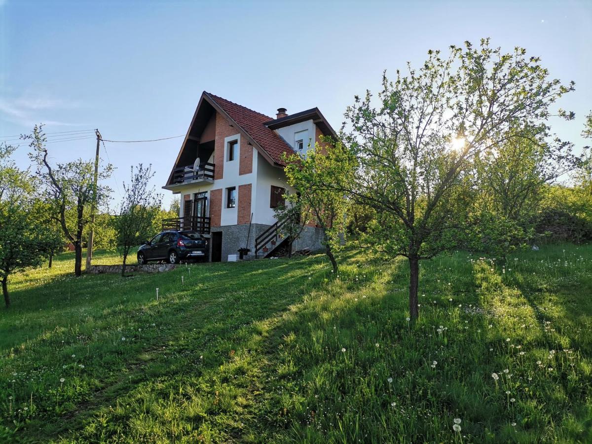 Srdica Kuca Villa Trnava  ภายนอก รูปภาพ