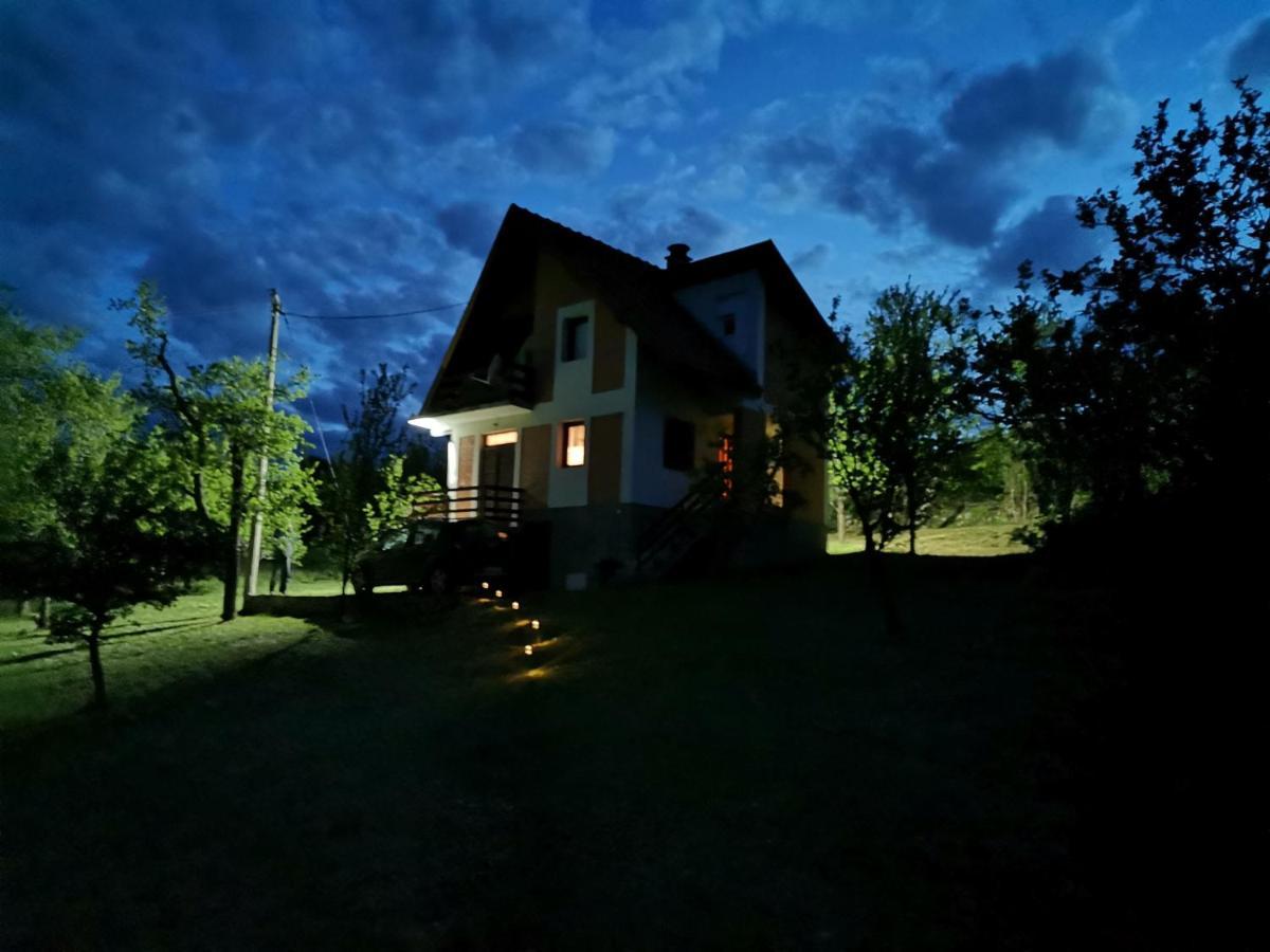 Srdica Kuca Villa Trnava  ภายนอก รูปภาพ