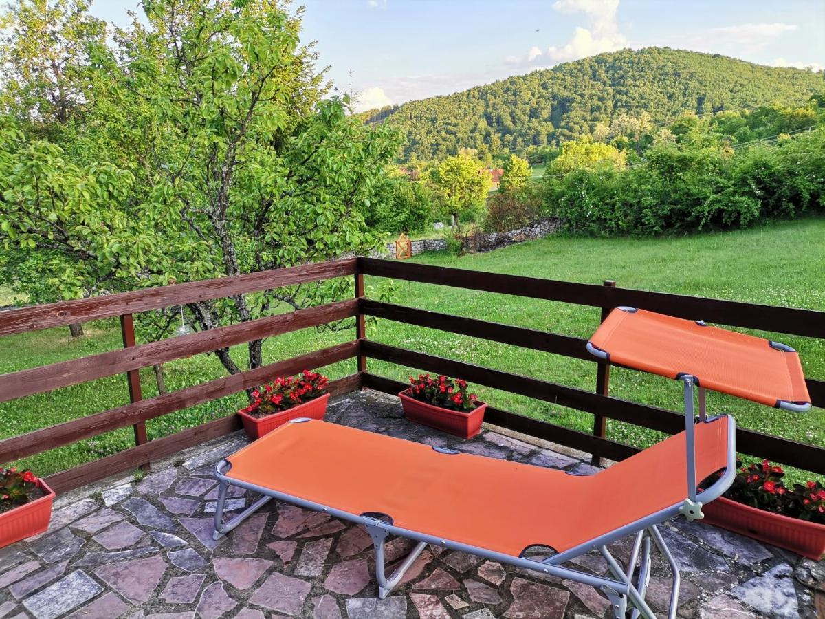 Srdica Kuca Villa Trnava  ภายนอก รูปภาพ